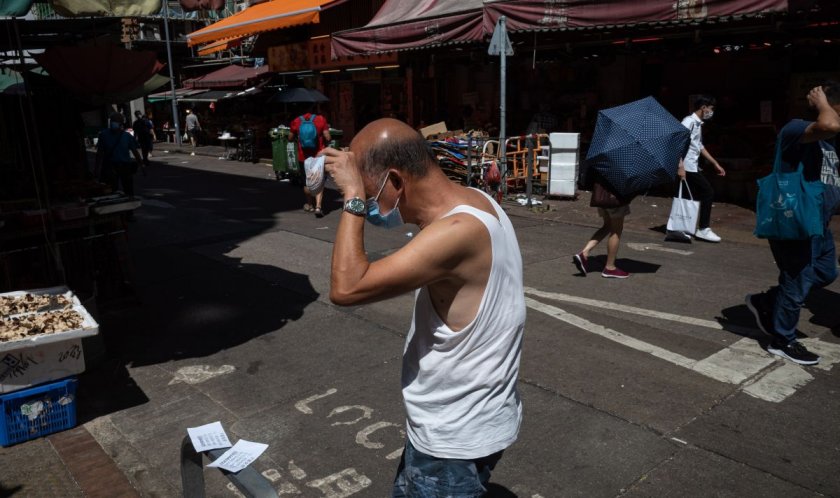 Големите китайски градове издадоха предупреждения за опасно високи температури, като