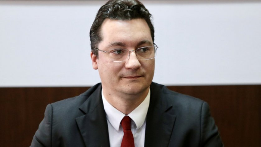 Зарков: Поздравявам Мария Габриел за искането за освобождаване на Гешев