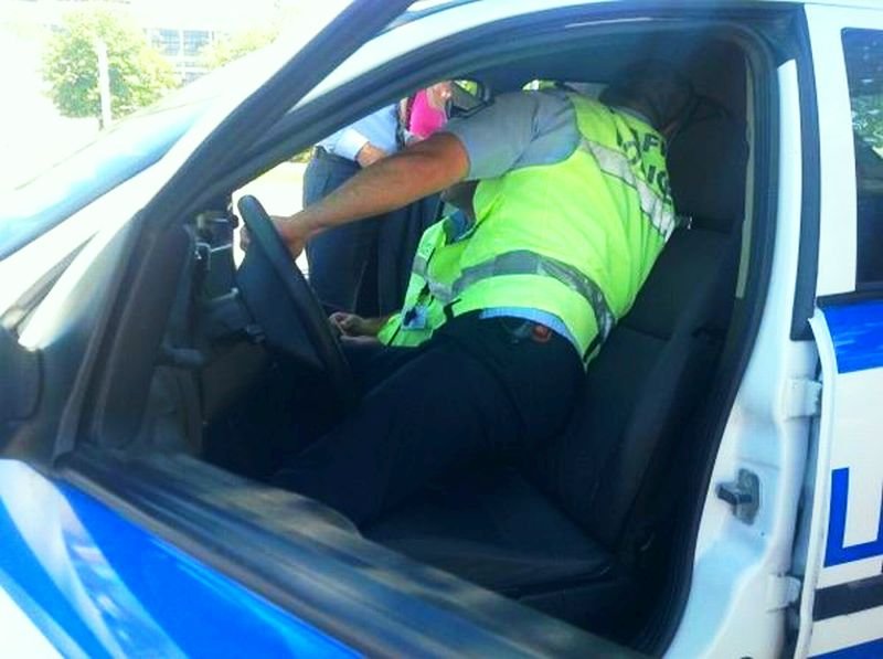 След гонка с полицията: Дрогиран шофьор без книжка катастрофира в Сливен