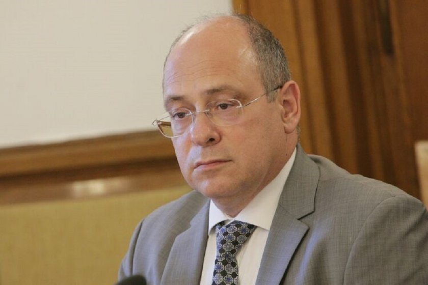 Министър твърди: Намерихме работа на 57 000 българи