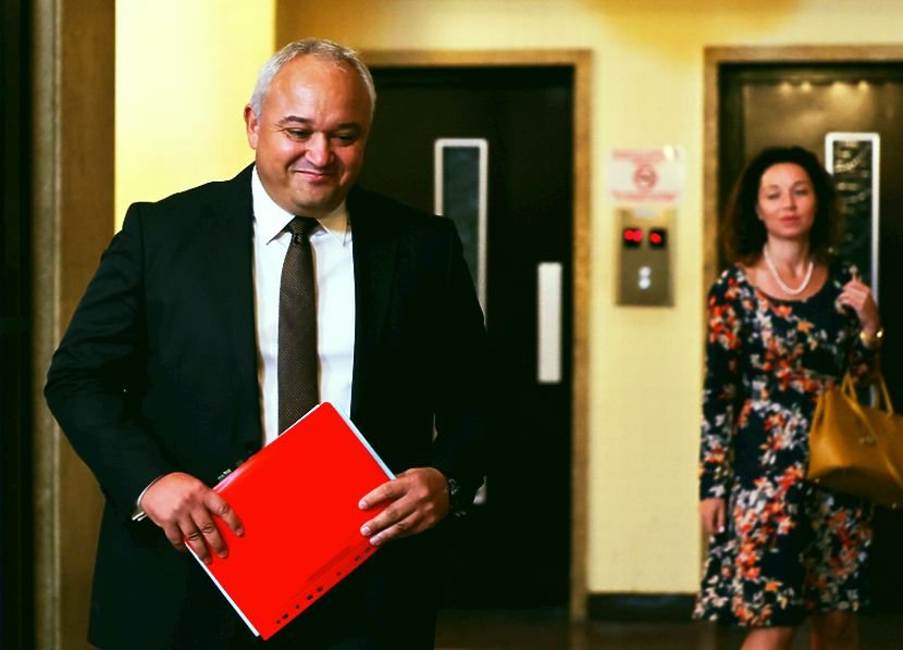 Има конкретни данни, които сочат към определени лица, това заяви