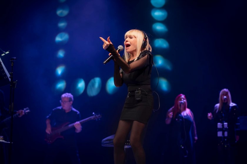 Лили Иванова ще спечели около 200 000 лева само от