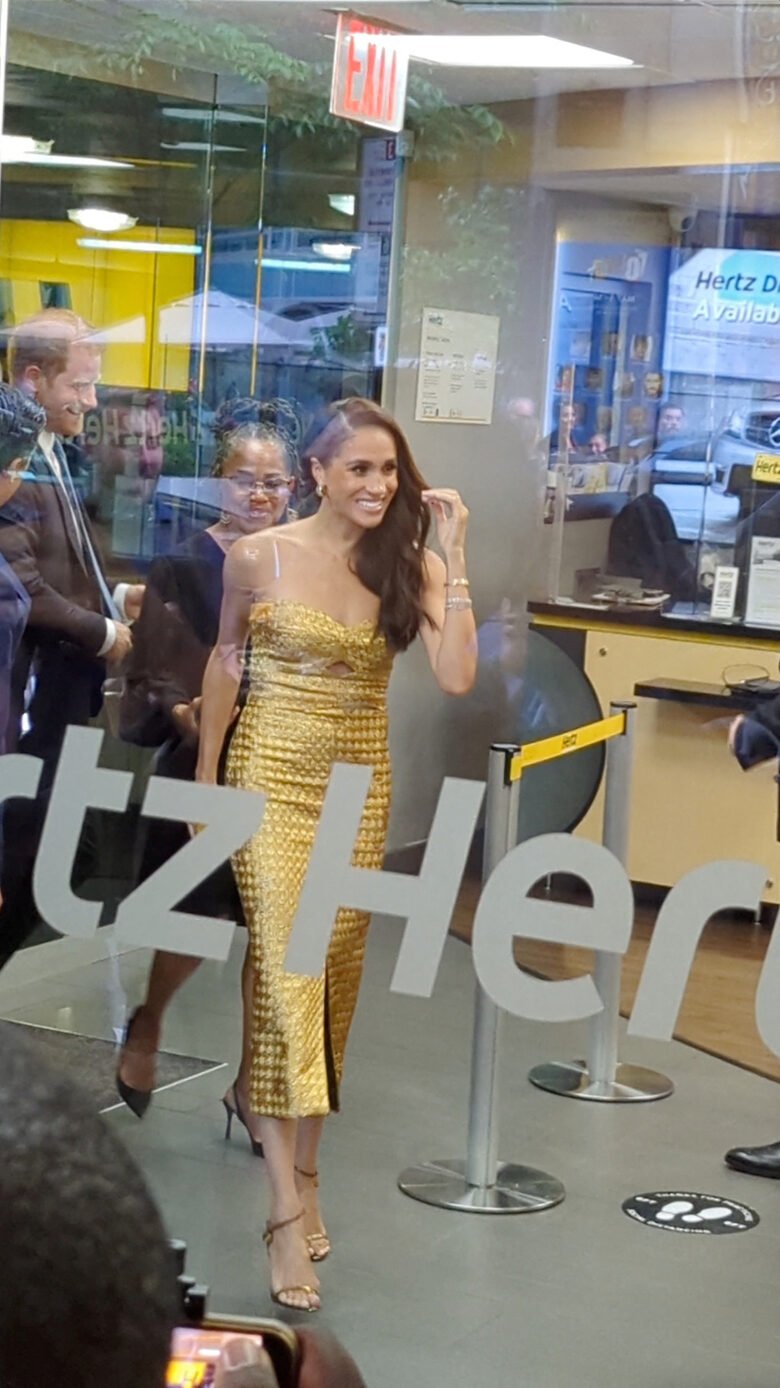 Британският принц Хари, Меган Маркъл и нейната майка почти са