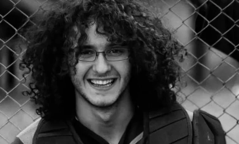 Младият бейзболист от отбор Койоти в Дупница и състезател в