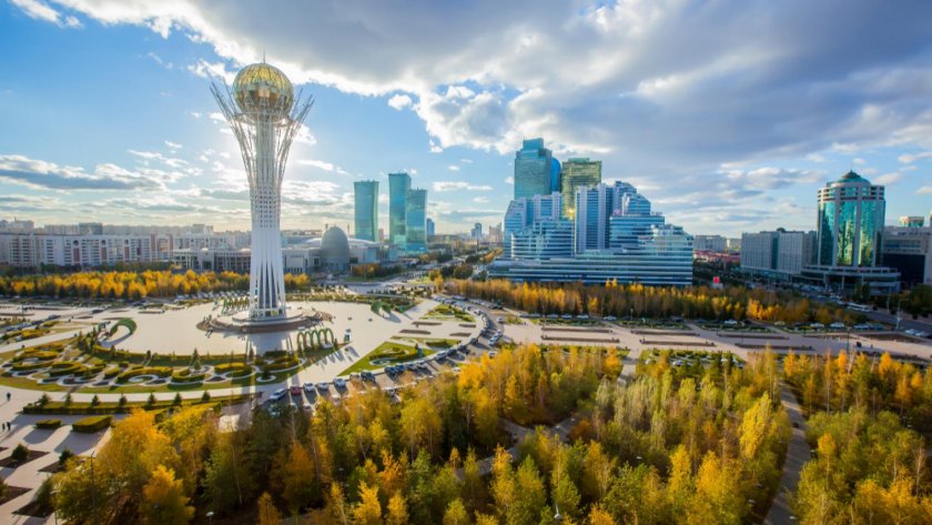 Казахстан отрича да заобикаля санкциите срещу Русия