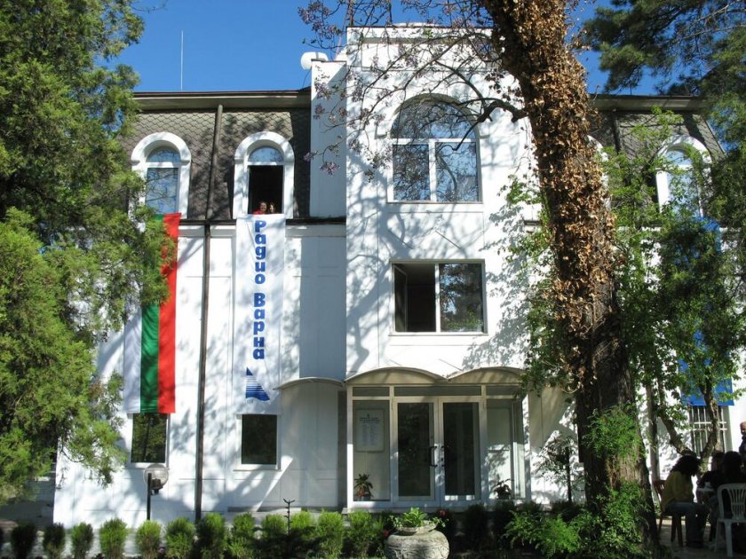 И радио „Варна“ на бунт срещу мизерните заплати