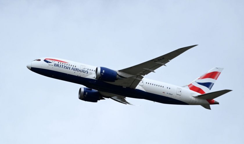 British Airways отменя десетки полети