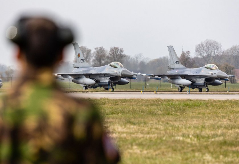 И Норвегия се присъединява към желаната от Украйна “коалиция за Ф-16”