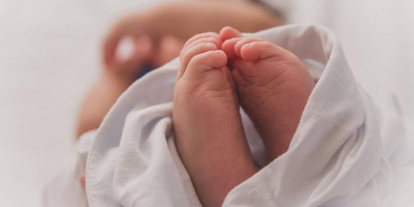Едномесечно бебе в Пловдив е починало след задавяне с кърма. Случаят