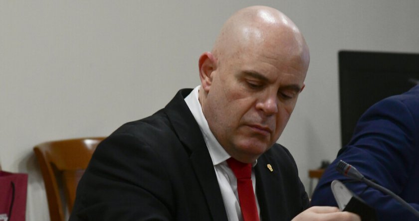 Предсрочното освобождаване на главния прокурор Иван Гешев ще обсъжда на