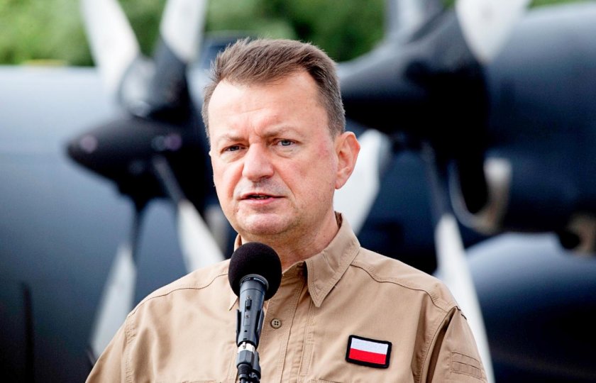 Полският министър на отбраната Мариуш Блашчак заяви, че Полша планира