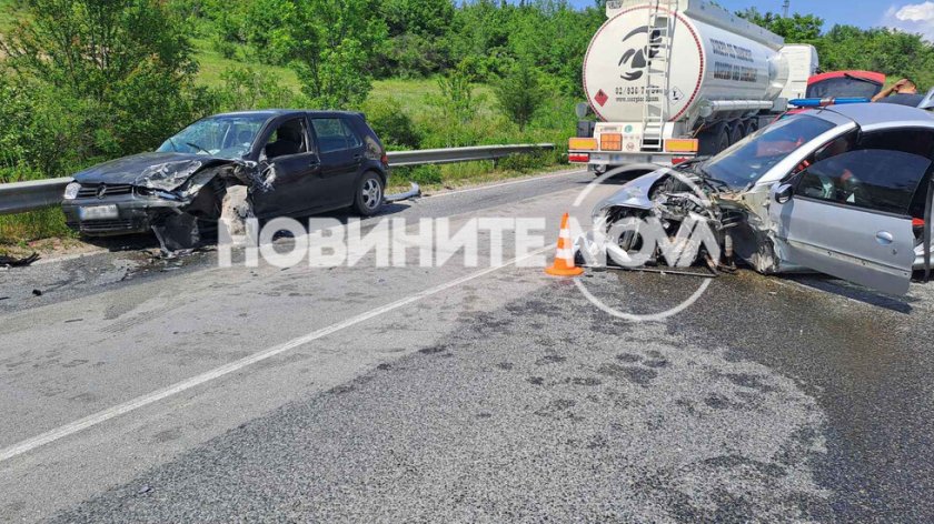 Катастрофа с ранени блокира прохода Хаинбоаз