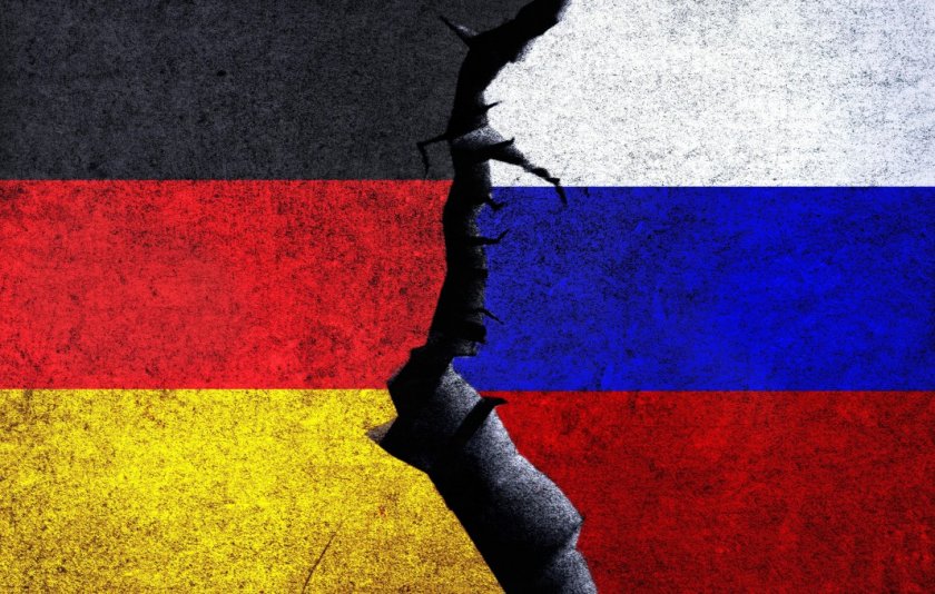 Германия изтегля от Русия стотици свои дипломати и учители