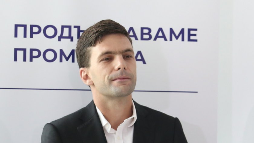 Никола Минчев се надява ГЕРБ да не прекратяват преговорите