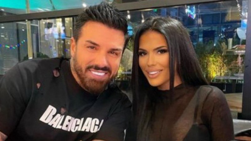 Бившата половинка на Благо Джизъса Поли намекна, че вече има