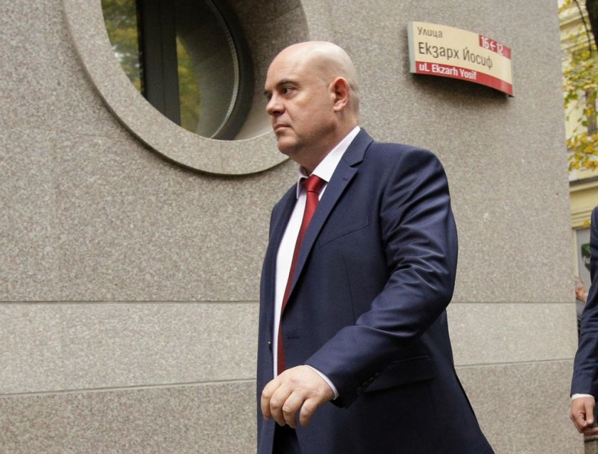 В съдебната власт се случва тоталитарен преврат, не се уважава