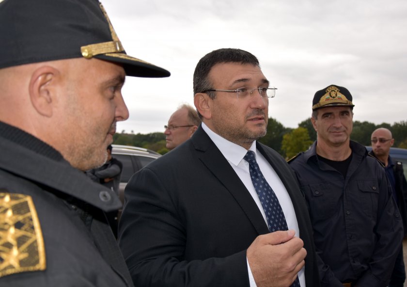 Министър Маринов: Полфрийман има две забрани да напуска България