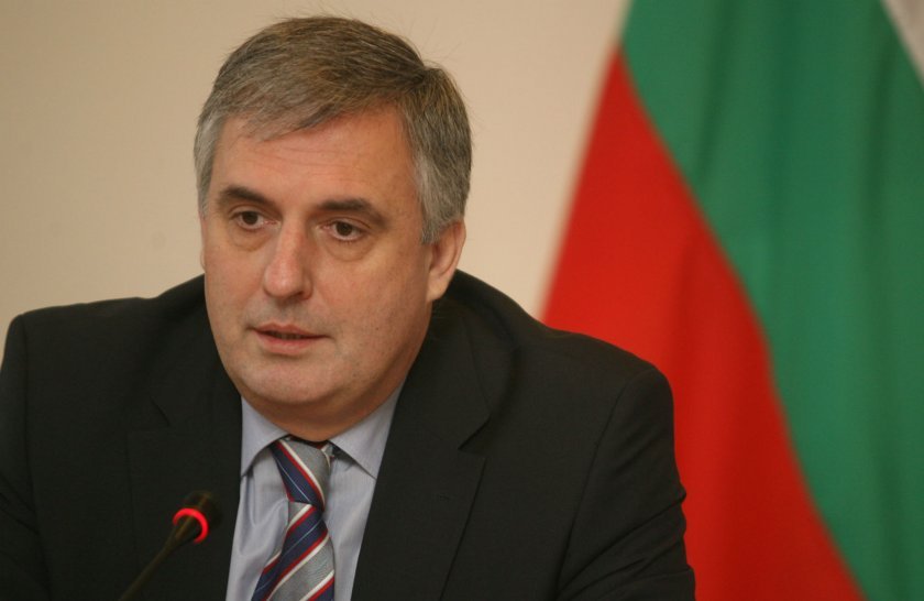Ивайло Калфин води листата на АБВ за София