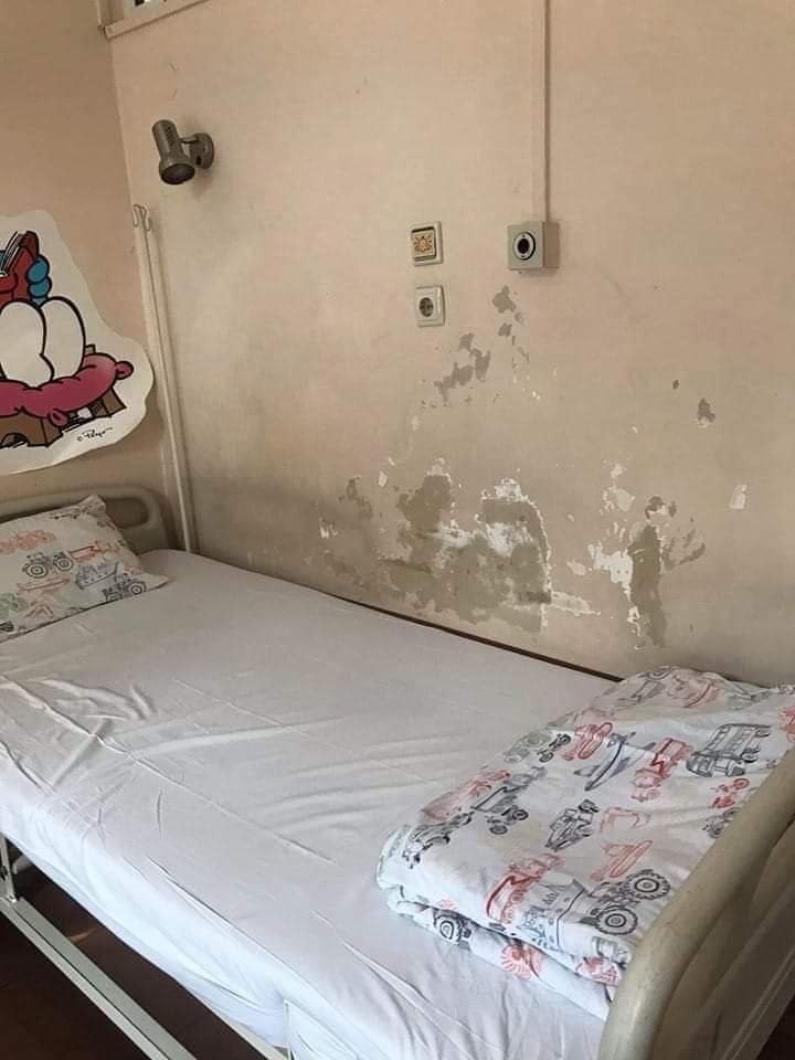 Само в Lupa.bg: Мизерия и нищета в детските болнични отделения