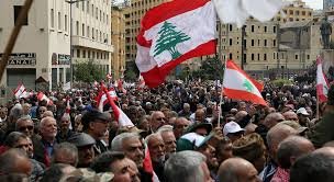 Ливан изпадна в още по-дълбокакриза в сряда, след като Хизбула и