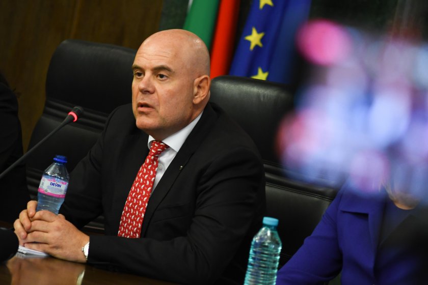 Утре ще съм в ЕП, затова моля да уважите правото