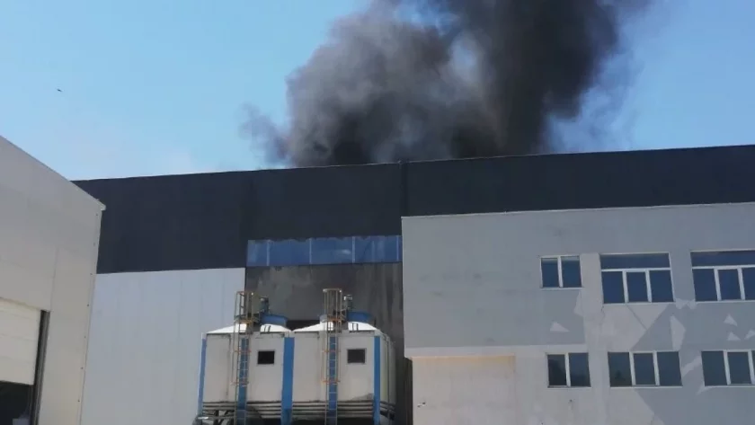 Пожар лумна в Домостроителния комбинат в Пловдив