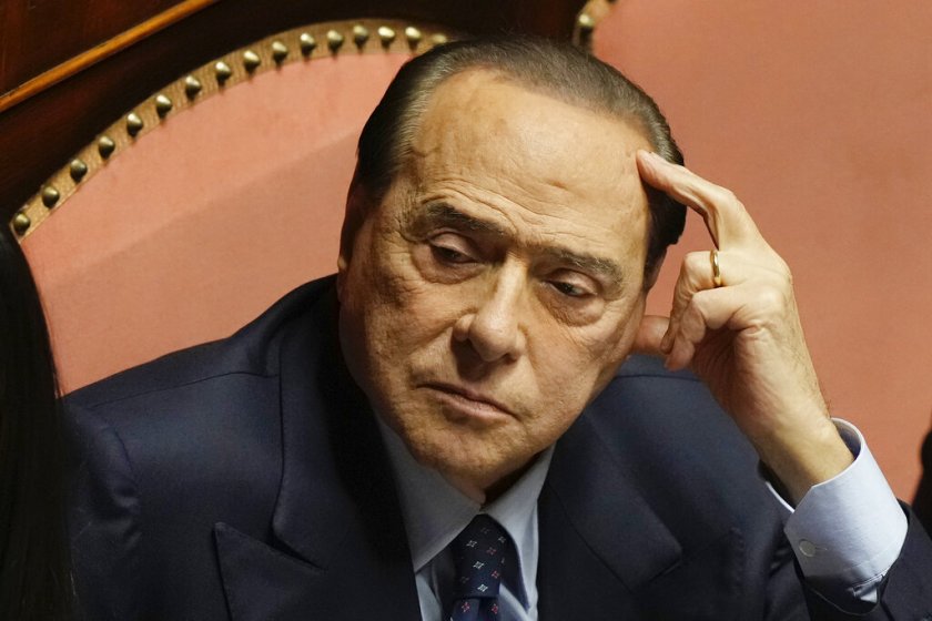 Берлускони пак е приет в болница 