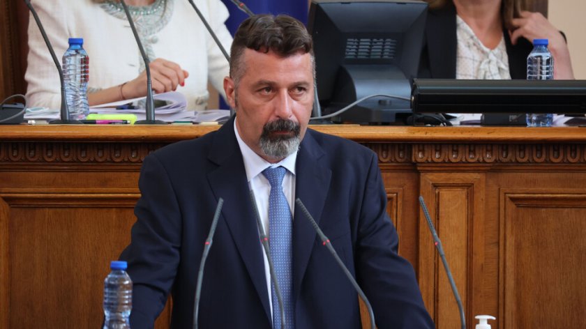 Филип Станев: Свидетели сме на опит за овладяване на регулаторните органи