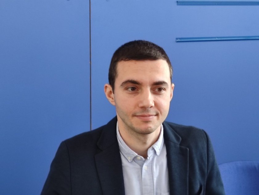 Арабаджиев от ПП-ДБ: Реално коалиция с ГЕРБ няма, а сглобка, както направихме с ротацията