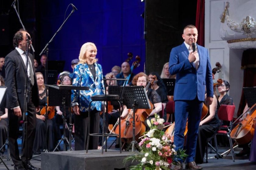 Международният музикален фестивал “Варненско лято бе открит на 25 юни от кмета