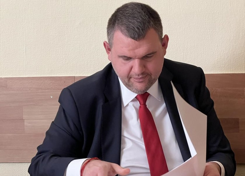 Пеевски: Няма логика ВСС с изтекъл мандат да избира нов главен прокурор