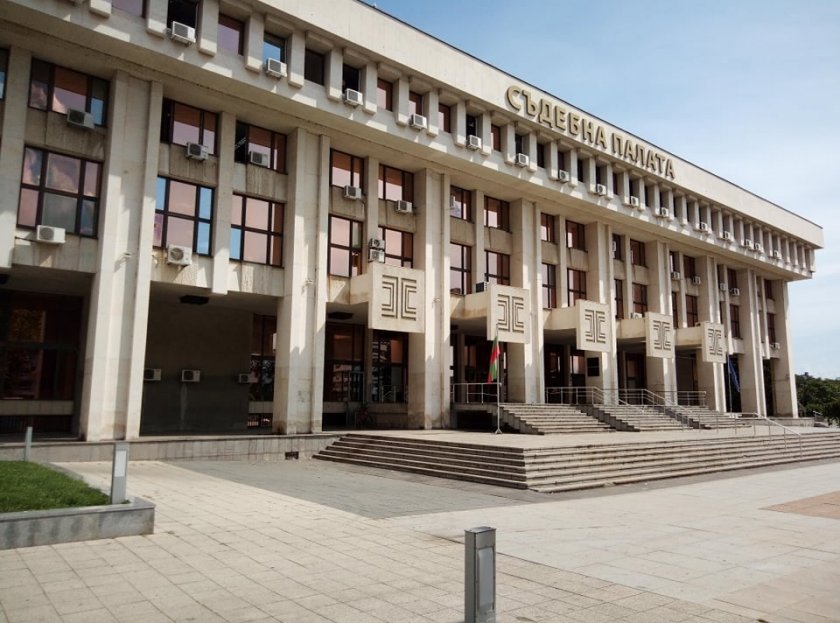Бургаските съдии, получили право да разследват главния прокурор, си направиха отвод