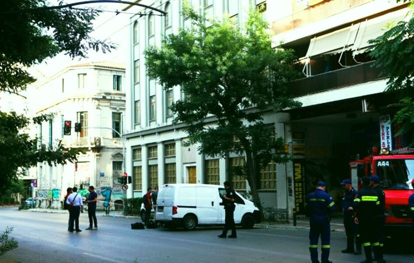 Бомби избухнаха във Великата масонска ложа в Атина