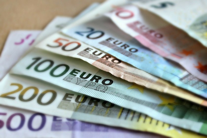 Курсът на еврото днес достигна най-високото си ниво от два