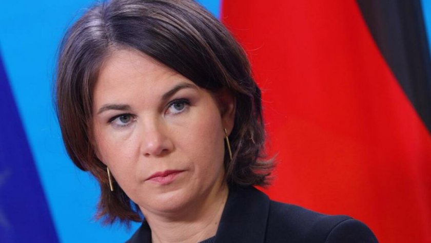 Министърът на външните работи на Германия Аналена Бербок харчи по 8925