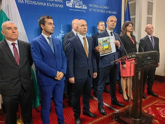 Копейкин ще се жали на прокуратурата от Александър Оскар и Исаaк Паси