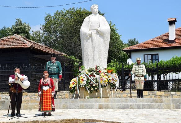 Откриха каменен паметник на Левски в балканското селце Раювци