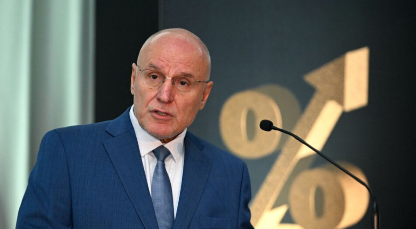 На извънредно заседание: Парламентът гласува гуверньор на БНБ