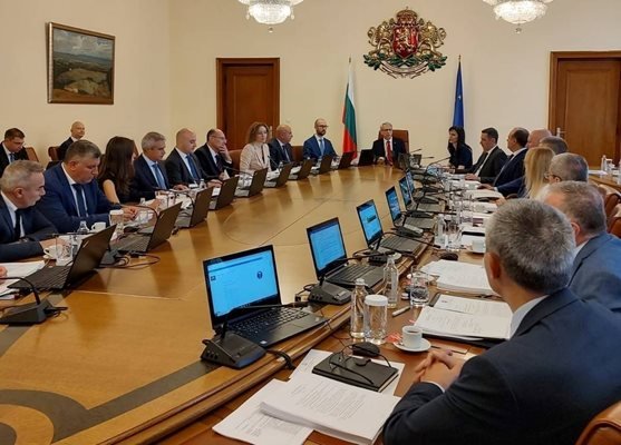 Правителството с 5 основни приоритета