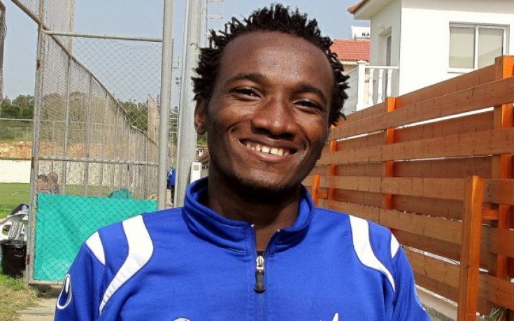 Полицията в Бургас разби група за разпространение на наркотици в