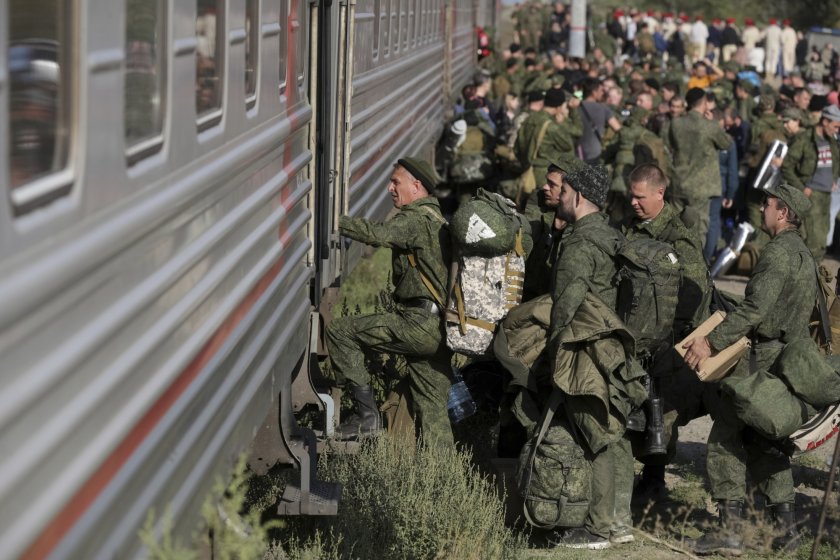 Русия забранява на наборниците, получили призовка за военна служба да