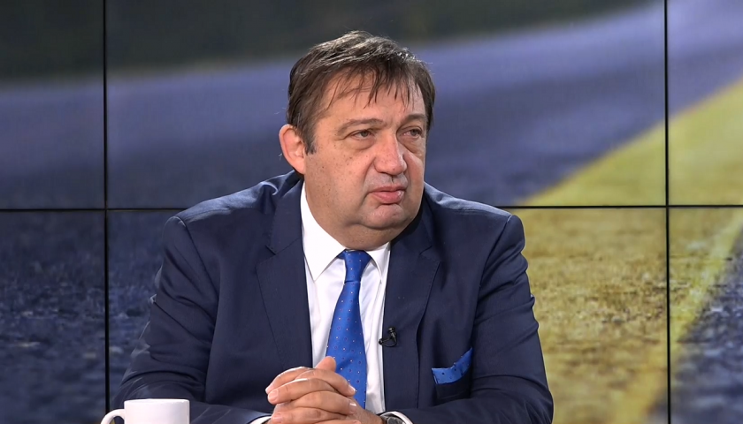 Тишината по ключови проблеми в държавата е основният проблем на