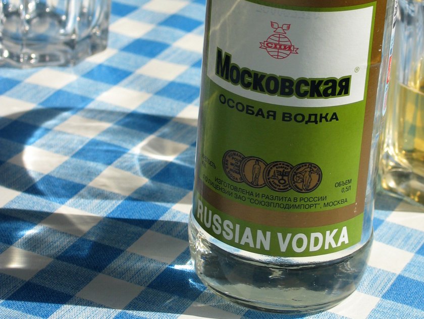 Руснаците са започнали да пият по-малко водка