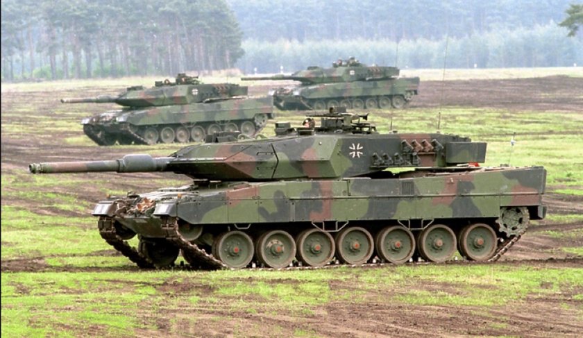 Чехия планира да закупи от Германия 77 модерни танка "Леопард"