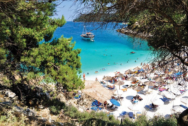 Наплив от турски туристи отчитат на гръцкия остров Тасос. Благоприятни