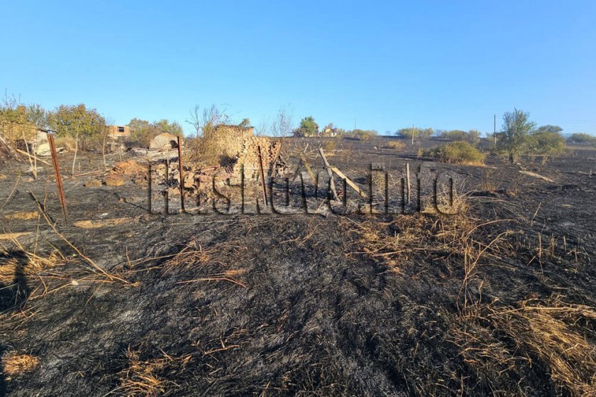 Пожарът в Източните Родопи край селата Свирачи и Орешино, община