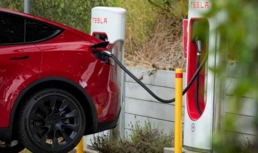 Tesla сериозно послъгва за пробега на своите коли