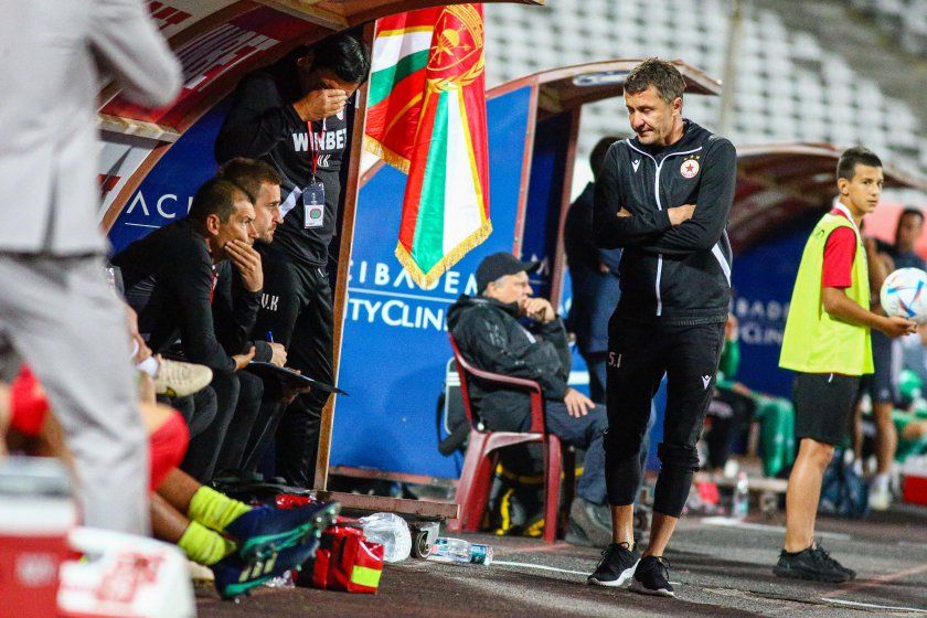 Смяната на Саша Илич в ЦСКА е била подготвяна още