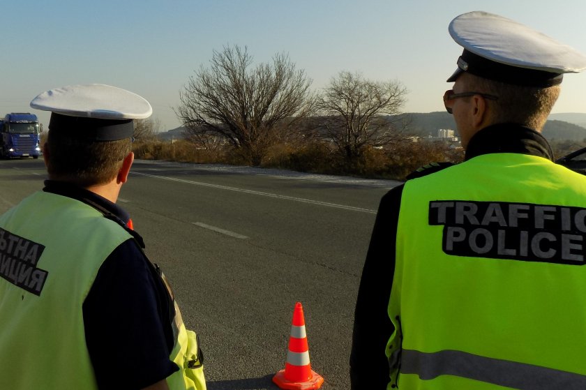 Специализирана полицейска акция за контрол на скоростта започва във Великотърновска област. Началото на операцията
