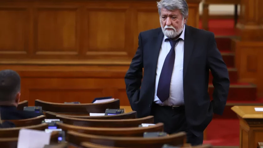 Вежди Рашидов ще бъде помолен да подаде оставката си като